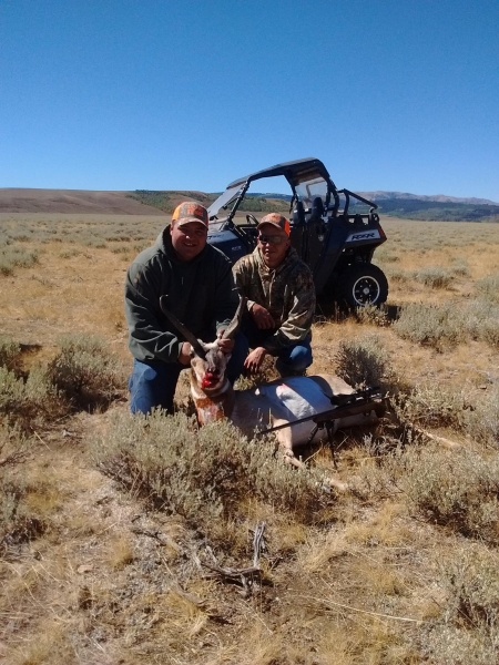 2016 Hero Timothy Howell Antelope with guide Chris Fritz
