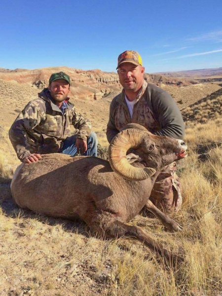 2016 Hero Ron Nading Big Horn Sheep with guide Cody Brown