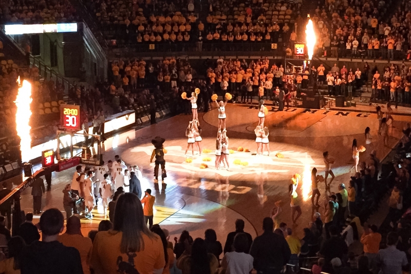 2016 Hunting with Heroes joined the Wyoming Game and Fish at a Wyoming Cowboys basketball game