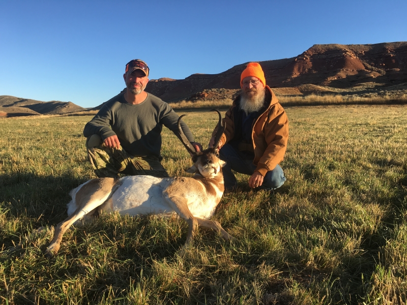2016 Hero Gabe Wander and guide, Roger Currah Antelope