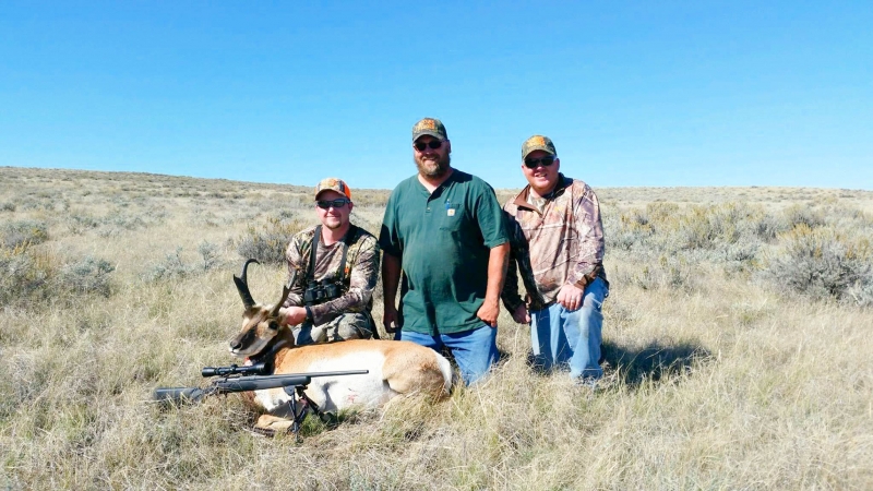 2016 Hero Tyrell Zierlein Antelope with guides Jon Halverson and Phil Lewis